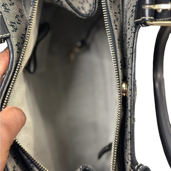 Dooney & Bourke Canvas bag with Leather Handle and Trim - Picture 5 of 16